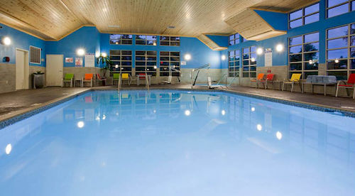 Grandstay Hotel & Suites Delano Exterior photo
